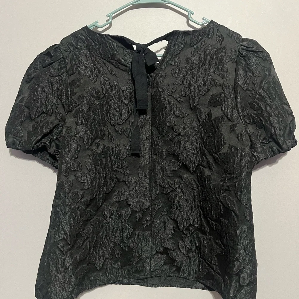 Elegant Black‎ Textured Women's Top